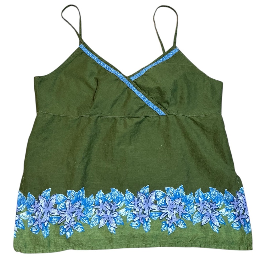 Hawaiian y2k spaghetti strap tank top with floral motif. Size medium